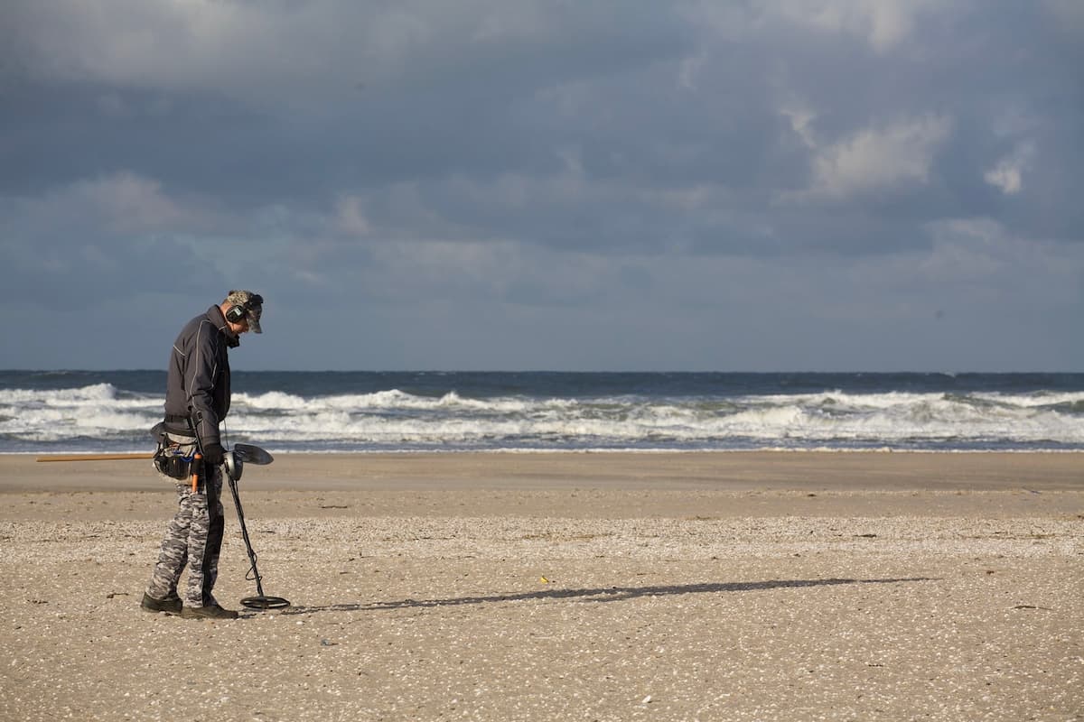 Metal Detector On A Beach 1200x800